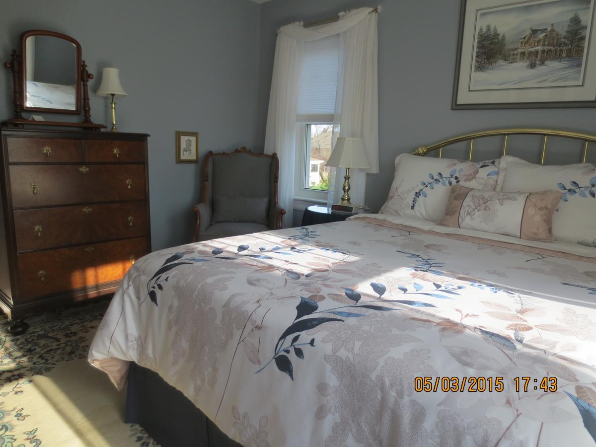 Robinsong Bed and Breakfast Thorold Habitación foto